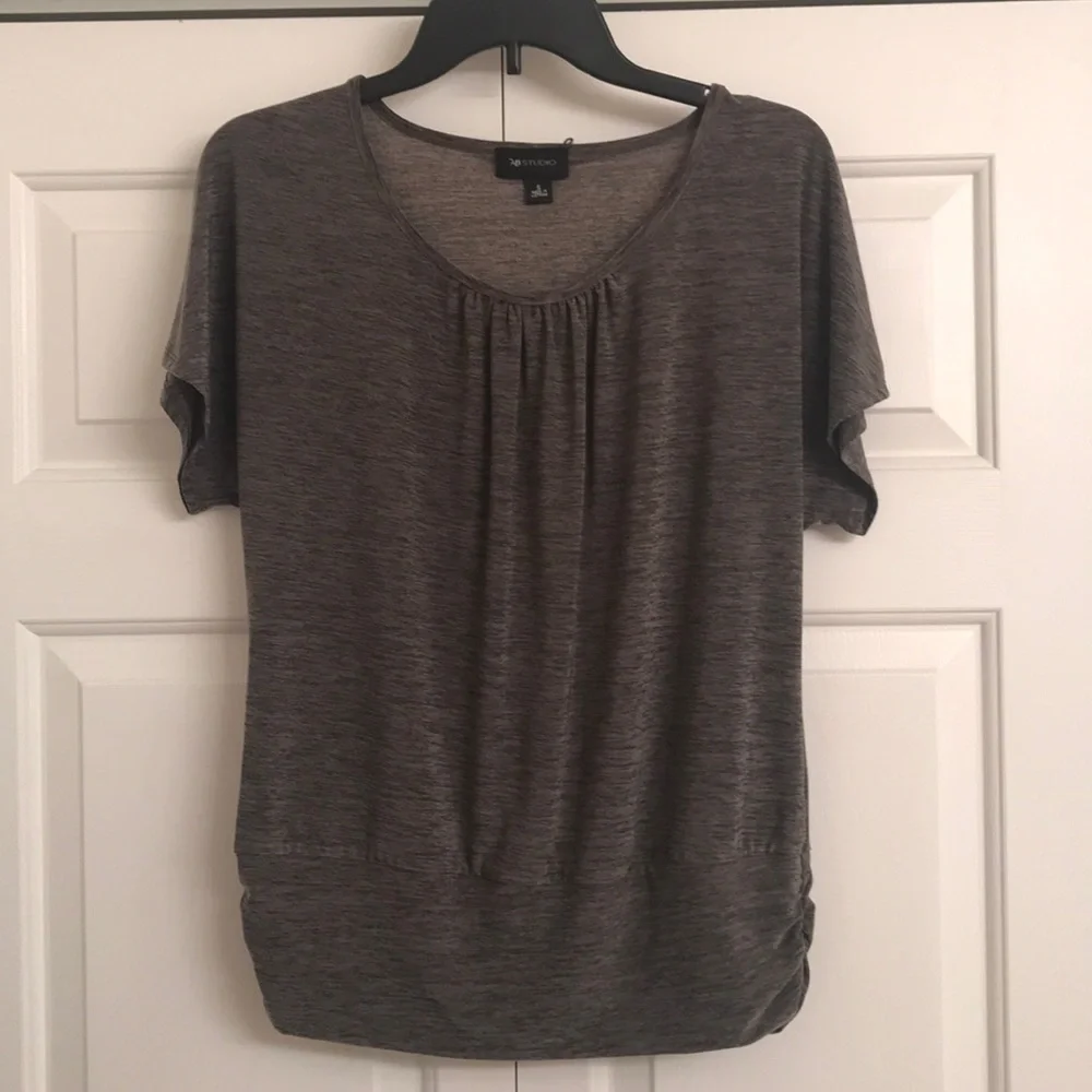 💜Tops 3 for $15 - add to bundle